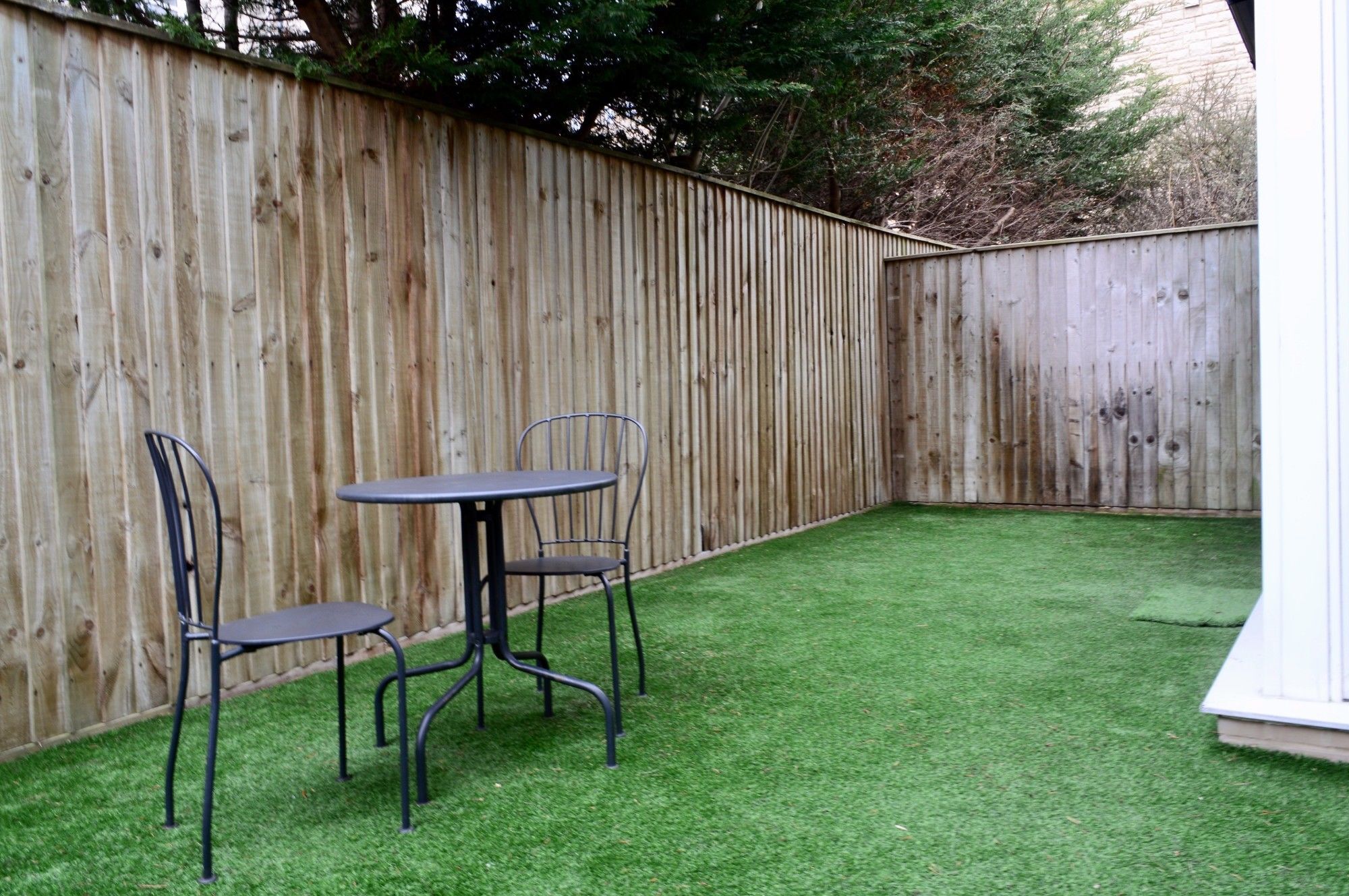 2 Bedroom Close To Centre Apartment